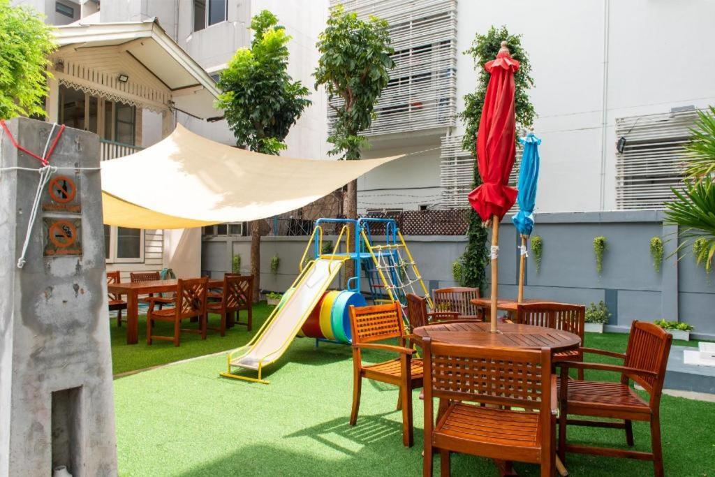 Resort Bangphlat Bangkok Exterior foto
